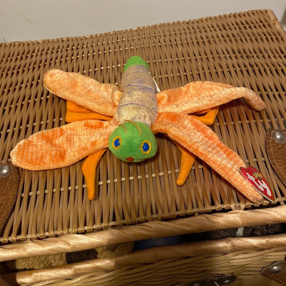 Ty beanie baby “glow”